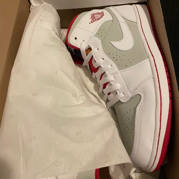 AIR JORDAN 1 MID 'HARE' SNEAKER - Picture 3 of 4